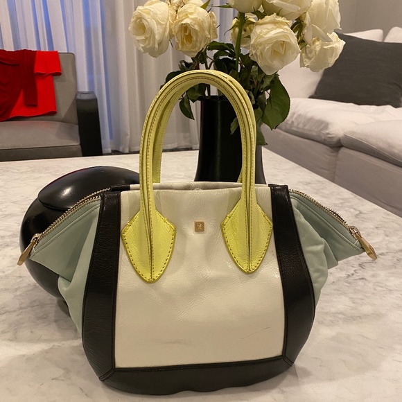 Pour La Victoire leather handbag size Large - Picture 1 of 3